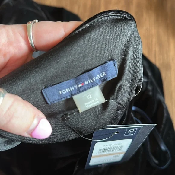 NWT Velvet Midi Dress with Chiffon Flutter SleevesTiered Hem A4HV1QHL size 12 - Picture 5 of 8